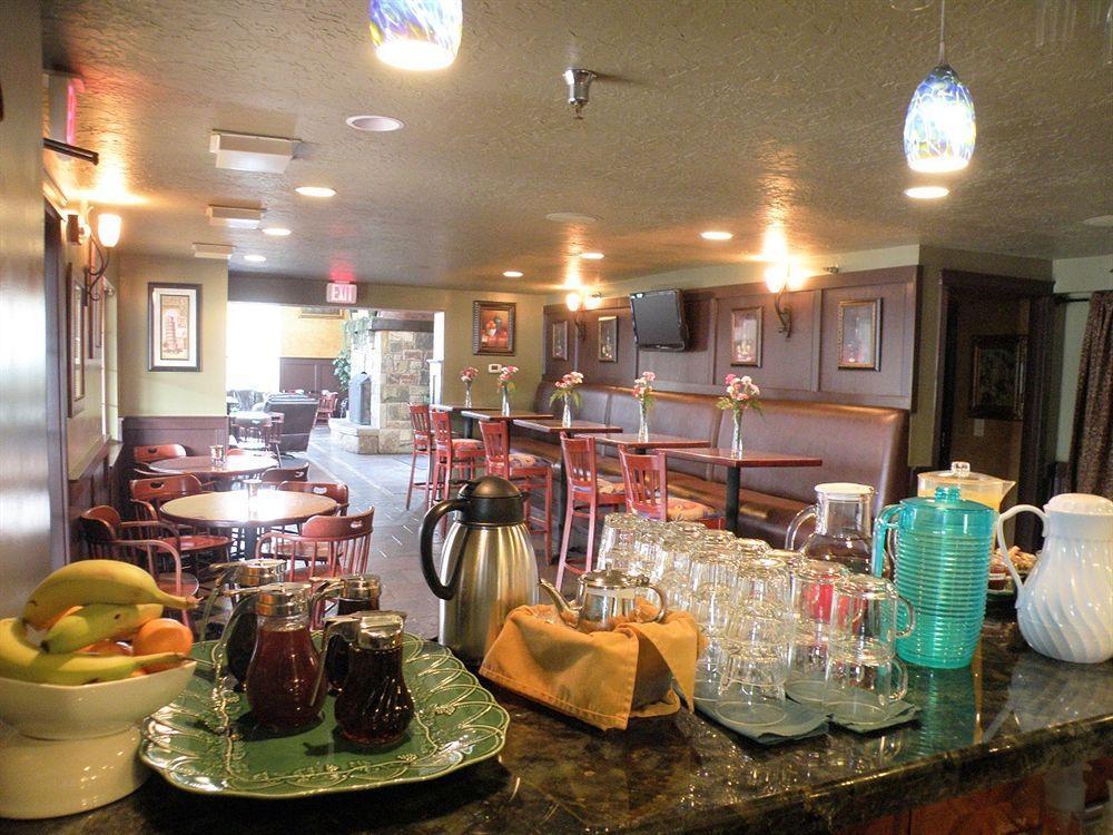 Silverton Inn & Suites Екстериор снимка